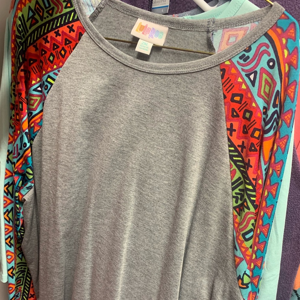 Lularoe tops